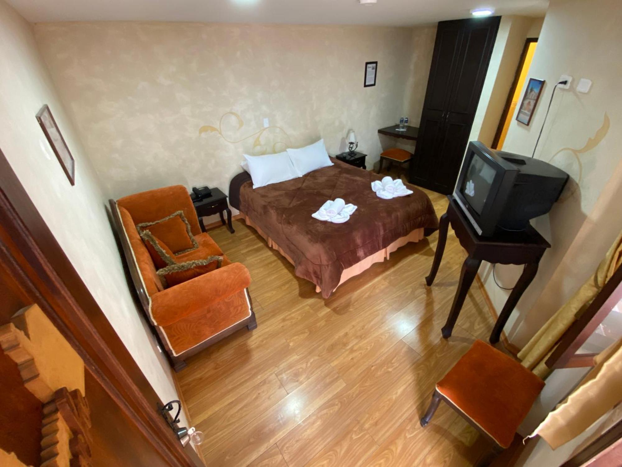 Golden Rest Latacunga Hotel Kültér fotó