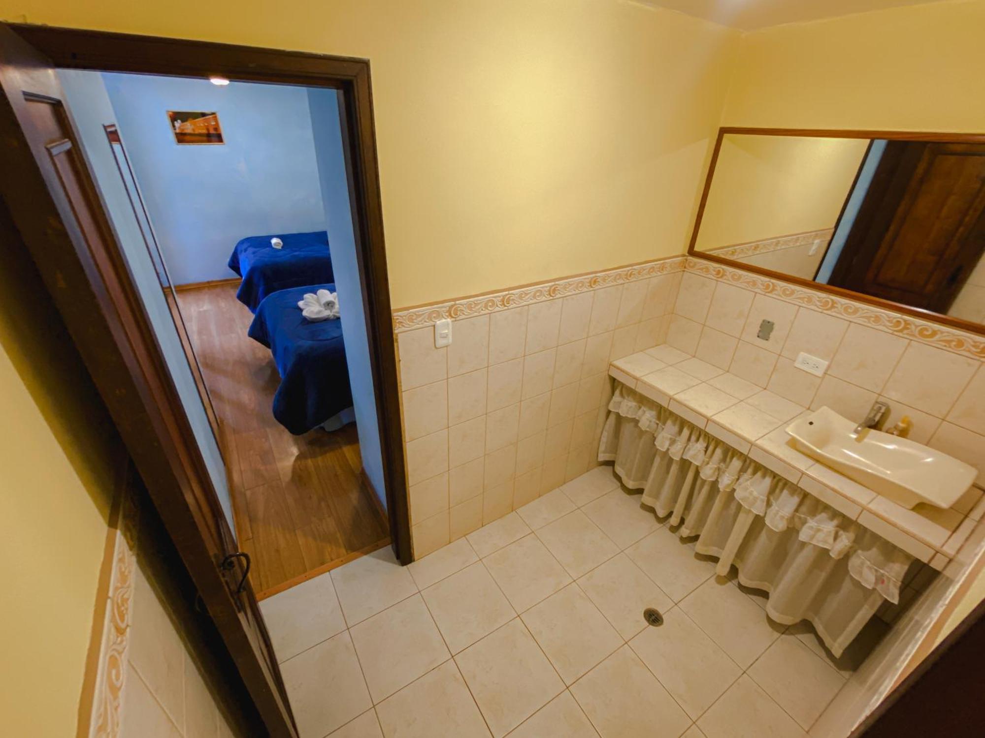 Golden Rest Latacunga Hotel Szoba fotó