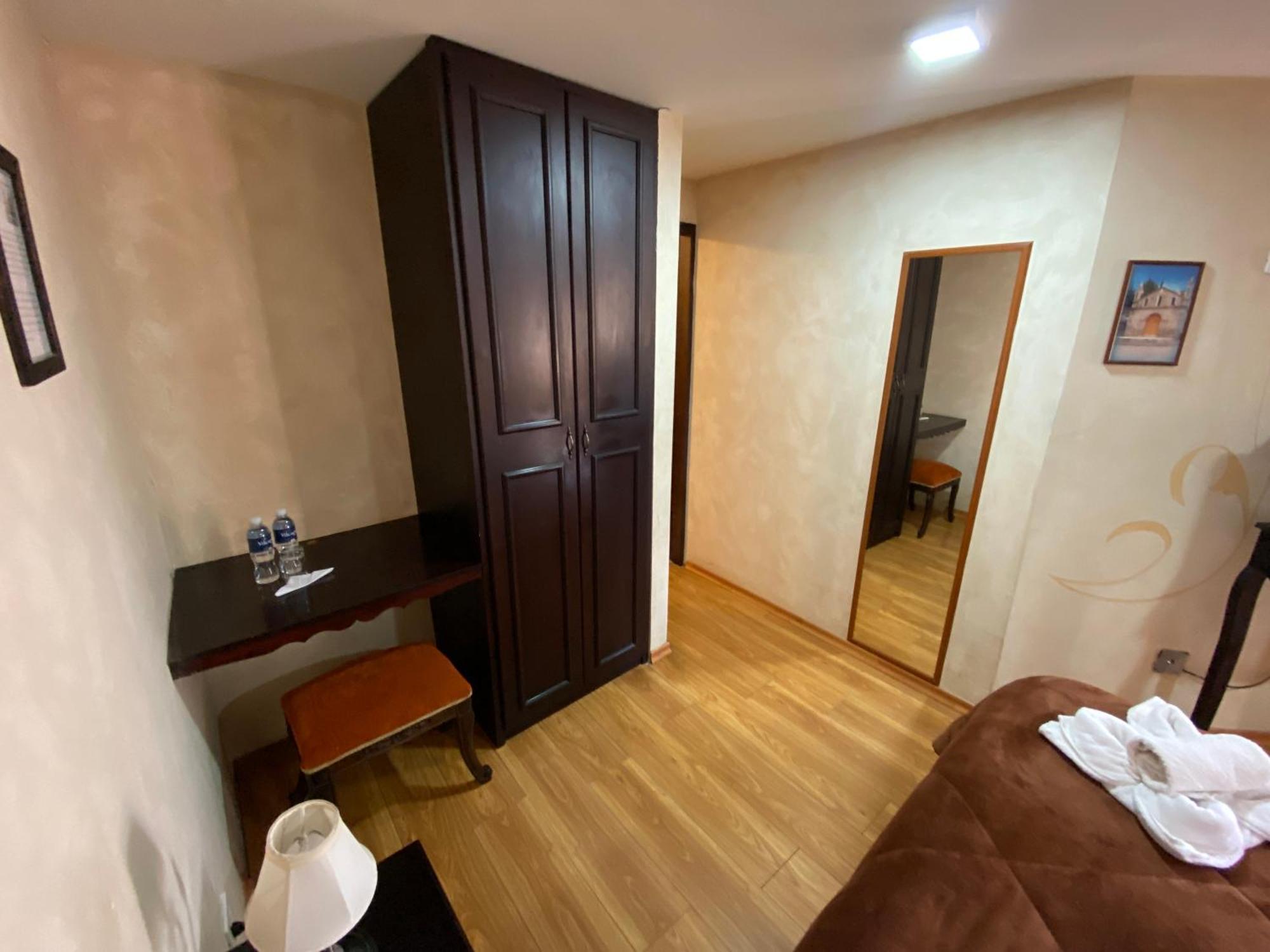 Golden Rest Latacunga Hotel Kültér fotó